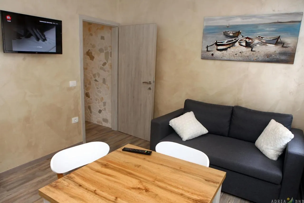 Nice Apartment Near The Sea Es3 Umag